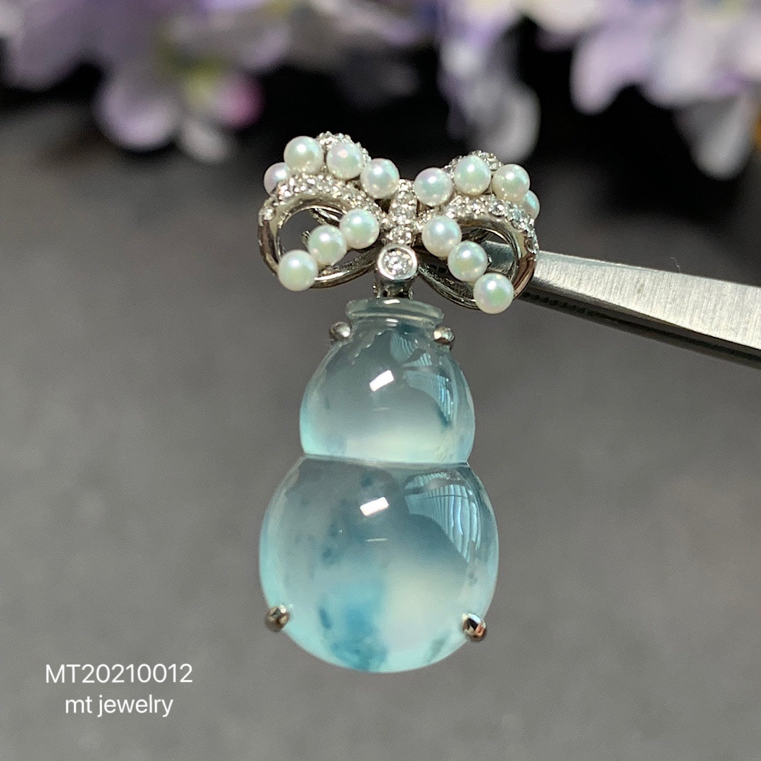 MT20210012 美瞳天然A货高冰种飘花翡翠葫芦吊坠– MT Jewelry