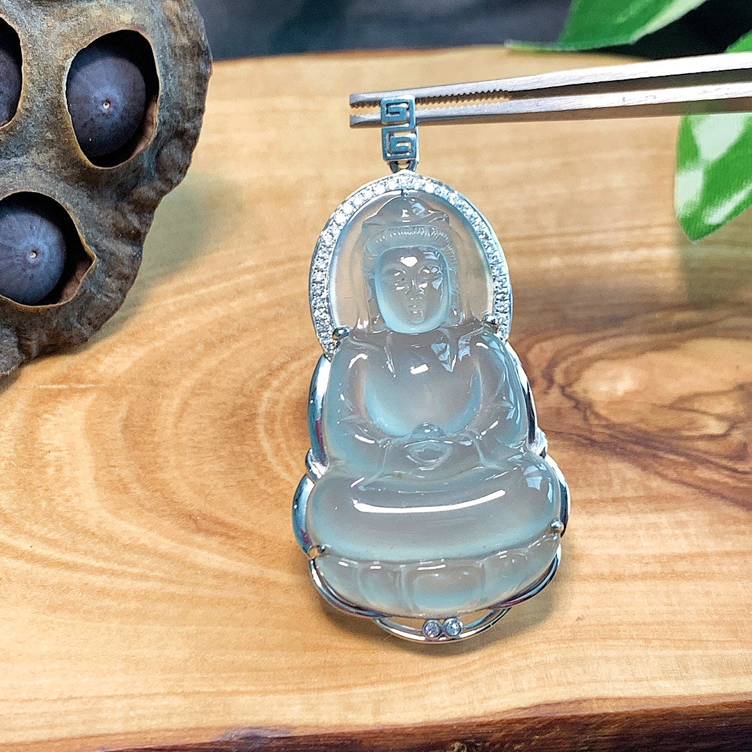 MT20220031 天然翡翠A货 高冰种翡翠观音吊坠