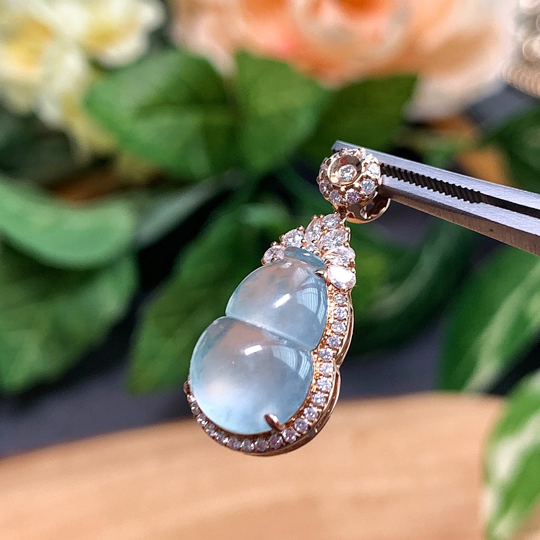 MT20210015 天然翡翠A货 玻璃种飘花葫芦吊坠