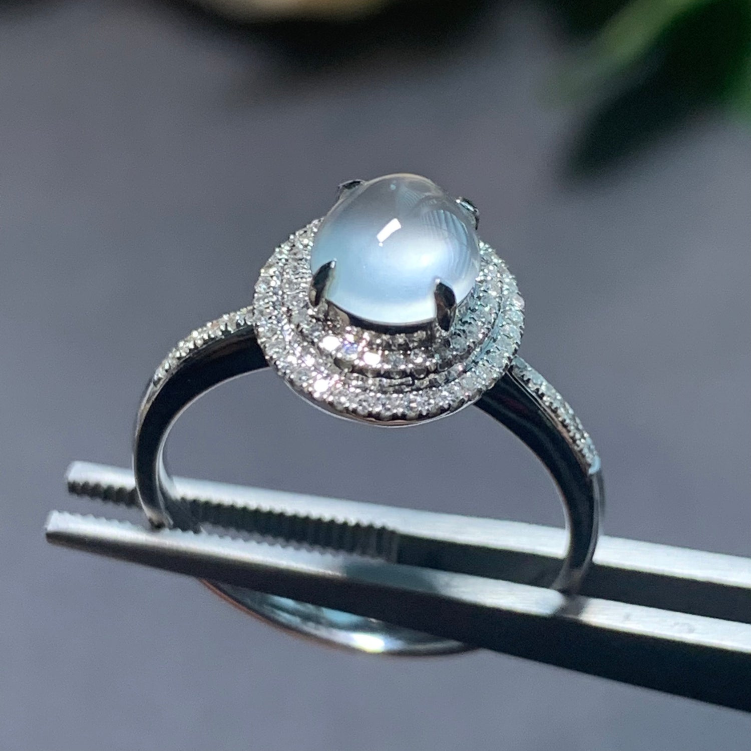 MT20210017 天然翡翠A货玻璃种蛋面翡翠戒指– MT Jewelry